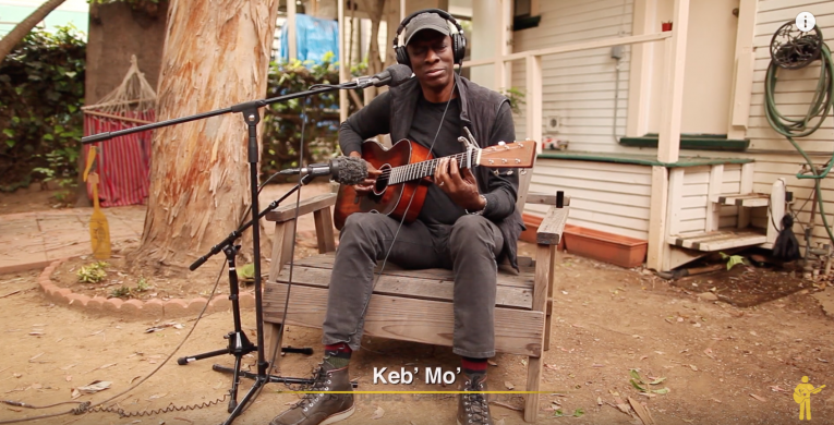 Playing For Change, Keb' Mo', Walking Blues, Robert Johnson', Rock and Blues Muse