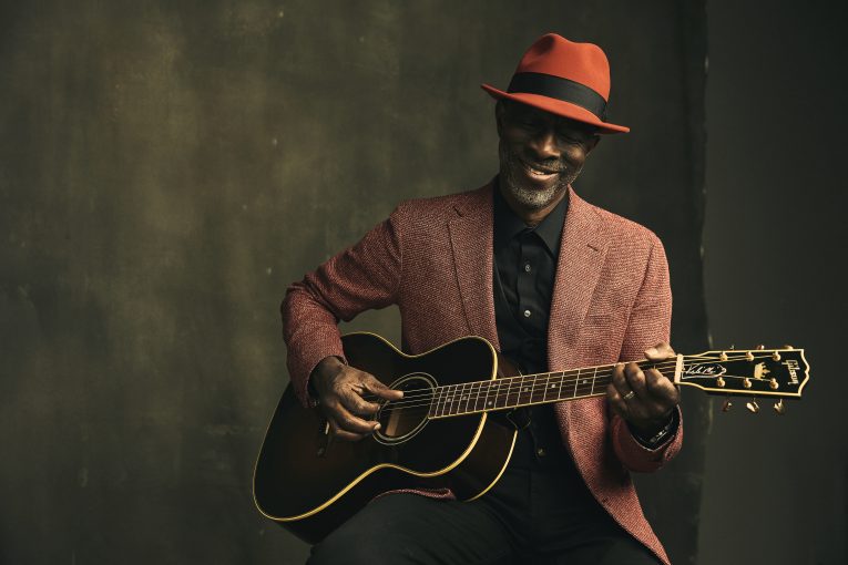 Keb' Mo', Jinlge Bell Jamboree, holiday tour, Rock and Blues Muse