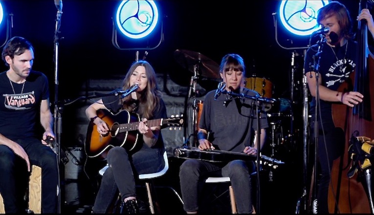 Larkin Poe Livestream Show photo