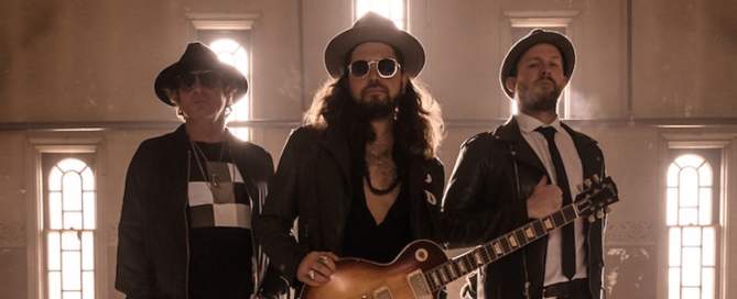 Dustin Douglas & The Electric Gentlemen photo