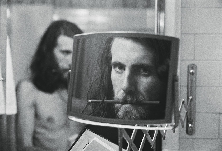 Photo: Graham Nash Self portrait at The Plaza-Hotel, 1974. New York City