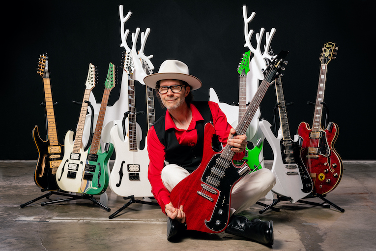 Paul Gilbert photo
