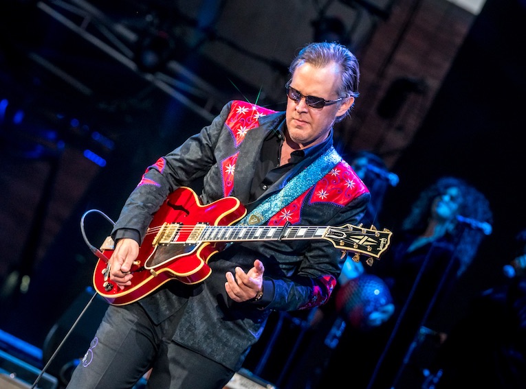 Joe Bonamassa, photo, Known Unknowns