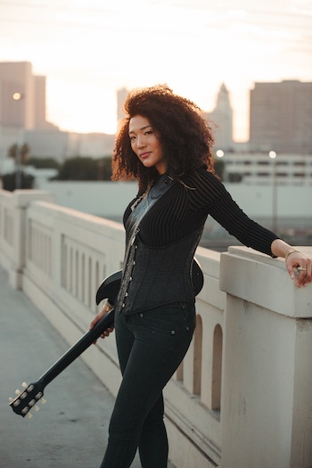 Judith Hill, photo, Runaway Train