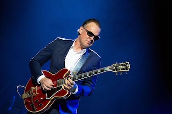 Joe Bonamassa, photo, Four Day Creep 