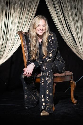 Joanne Shaw Taylor, photo, Black & Gold 