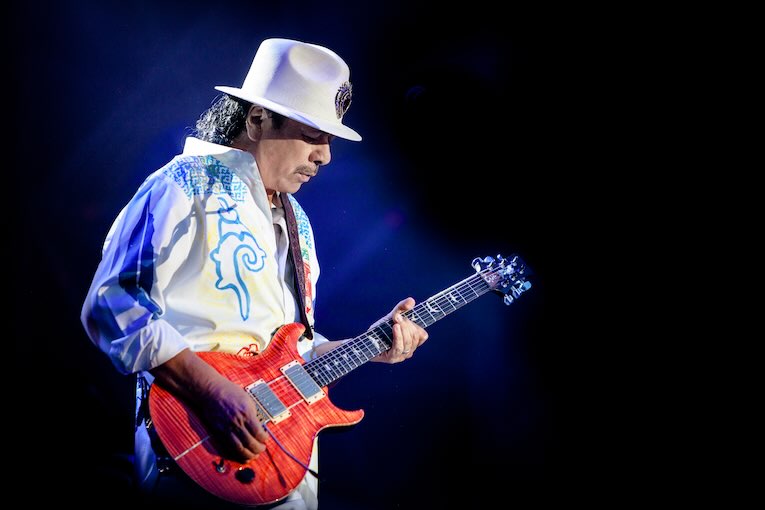 Carlos Santana, photo, 'Stranger In Moscow' Single