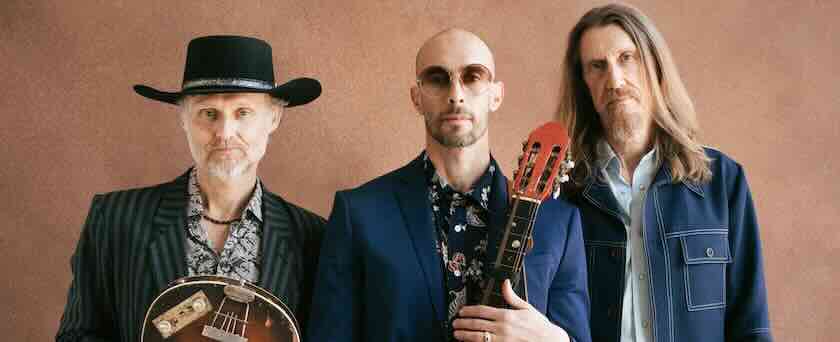 The Wood Brothers, photo, Pray God Listens