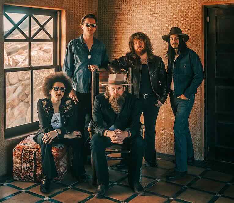 Robert Jon & The Wreck, band photo, Dark Angel