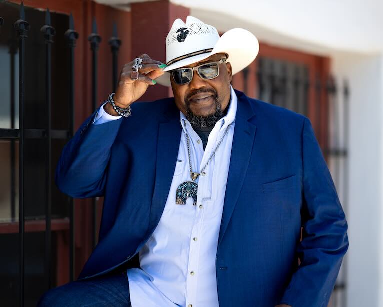 Sugaray Rayford Drops New Single 'How The Other Half Lives'(00)