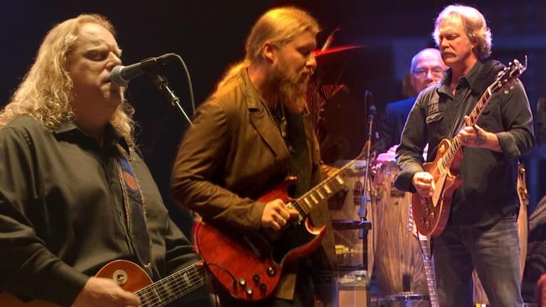 Tedeschi Trucks Band, Warren Haynes, photo, She Came In Through The Bathroom Window